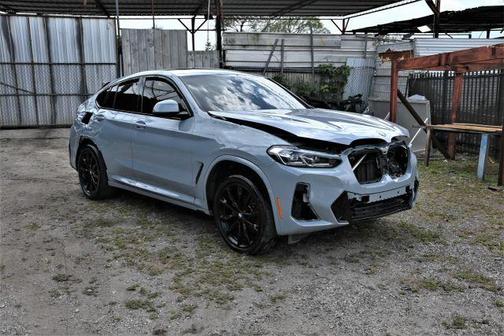 2024 BMW X4 xDrive30i