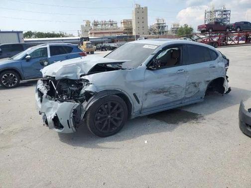 2024 BMW X4 xDrive30i