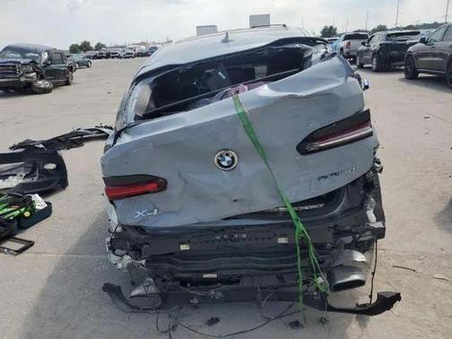 2024 BMW X4 xDrive30i