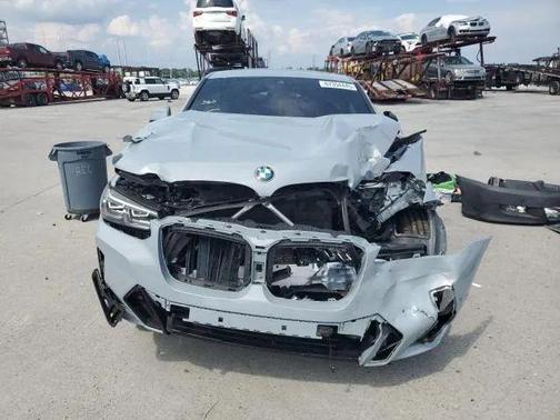 2024 BMW X4 xDrive30i