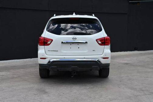 2019 Nissan Pathfinder SL
