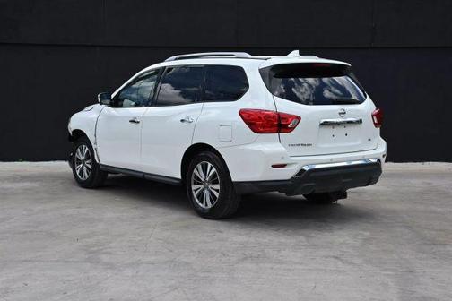 2019 Nissan Pathfinder SL