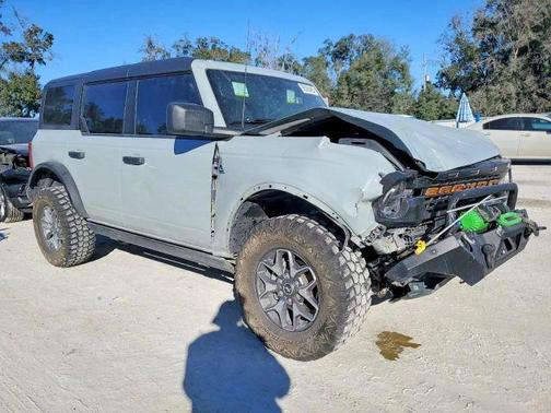 Gray 2023 Ford Bronco Black Diamond