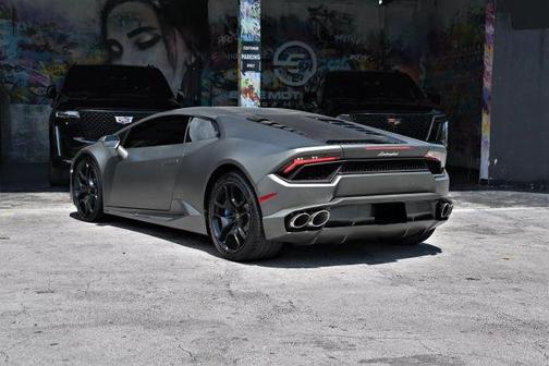 2017 Lamborghini Huracan LP580-2