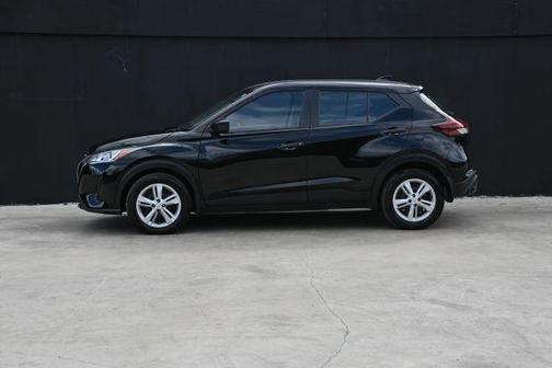 2023 Nissan Kicks S
