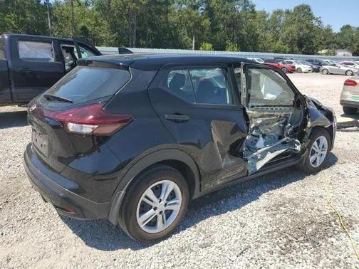 2023 Nissan Kicks S