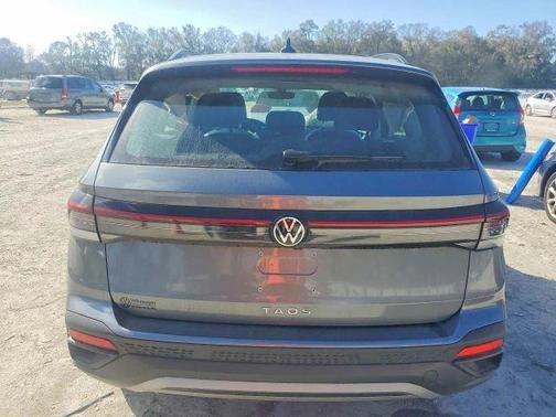 Platinum Gray Metallic 2025 Volkswagen Taos 1.5T S