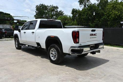 White 2024 GMC Sierra 2500 Pro