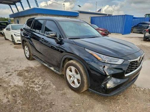 2024 Toyota Highlander LE