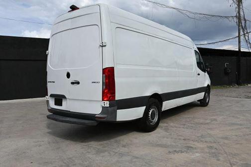 White 2022 Mercedes-Benz Sprinter 2500 HIGH ROOF W/170 WB
