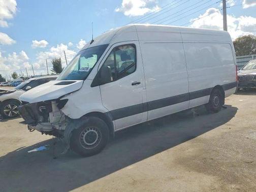 White 2022 Mercedes-Benz Sprinter 2500 HIGH ROOF W/170 WB