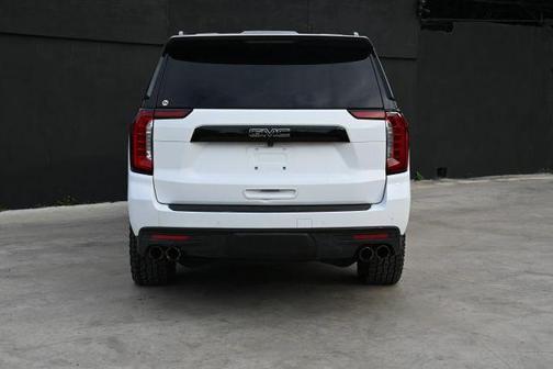 2022 GMC Yukon XL AT4