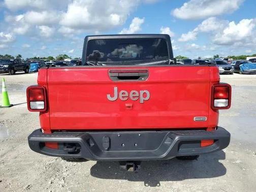 2022 Jeep Gladiator Overland