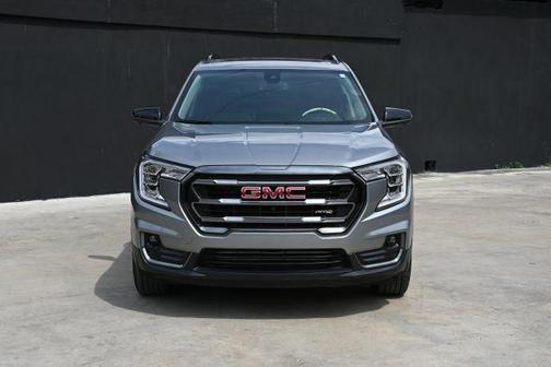 Gray 2024 GMC Terrain AT4