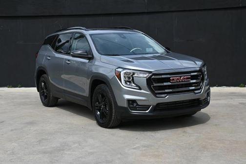 Gray 2024 GMC Terrain AT4