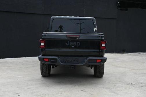 Black 2020 Jeep Gladiator Sport