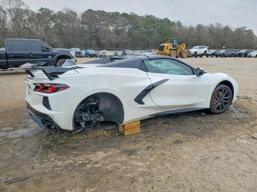 White 2023 Chevrolet Corvette Stingray w/2LT