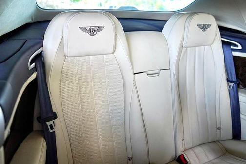 Photo 4 of 17 of 2012 Bentley Continental GTC Base