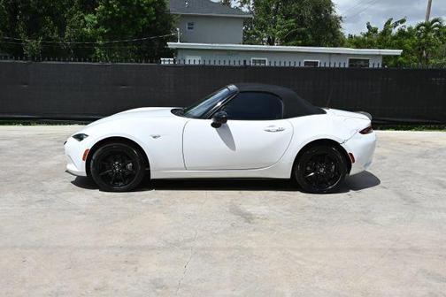 2021 Mazda MX-5 Miata Sport