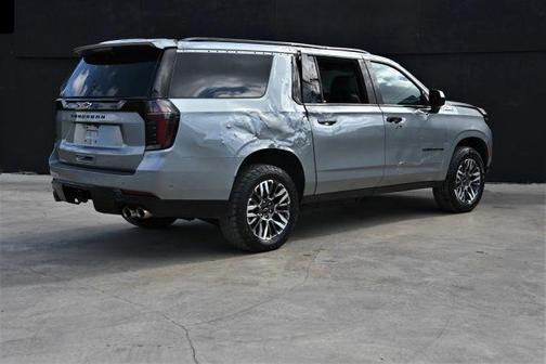 2025 Chevrolet Suburban Z71