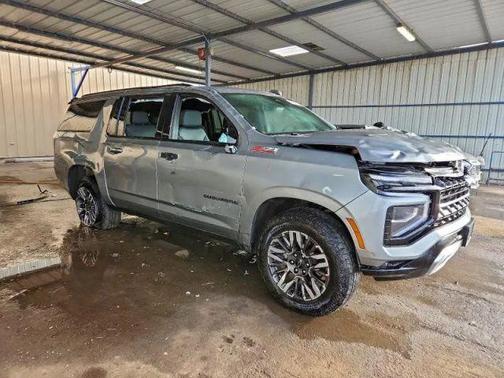 2025 Chevrolet Suburban Z71