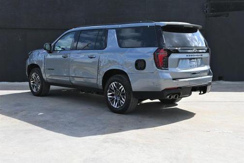 2025 Chevrolet Suburban Z71