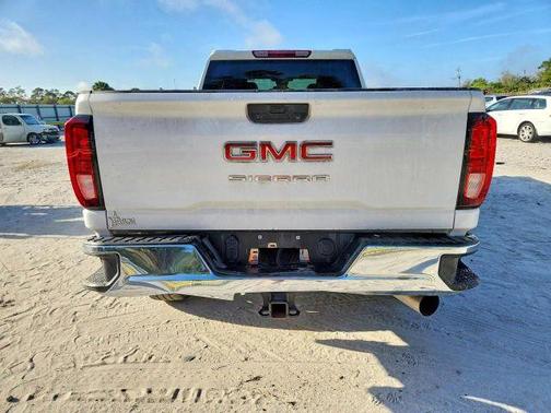 White 2025 GMC Sierra 2500 Pro
