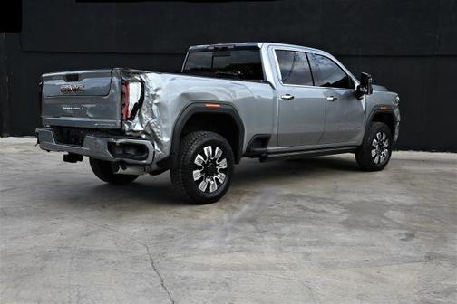 2025 GMC Sierra 2500 Denali