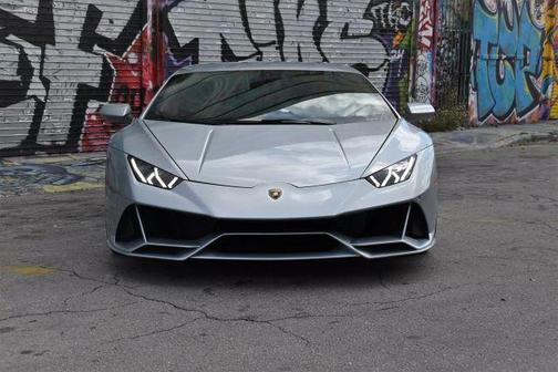 2020 Lamborghini Huracan EVO Base