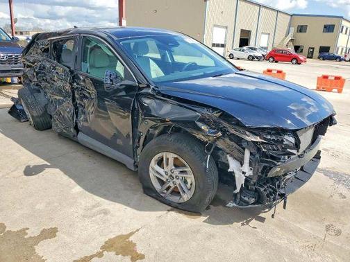 Black 2026 Hyundai TUCSON SE