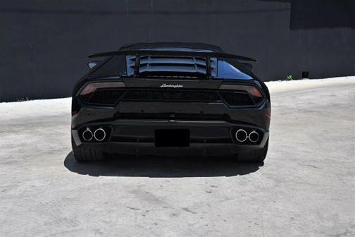 2018 Lamborghini Huracan LP580-2