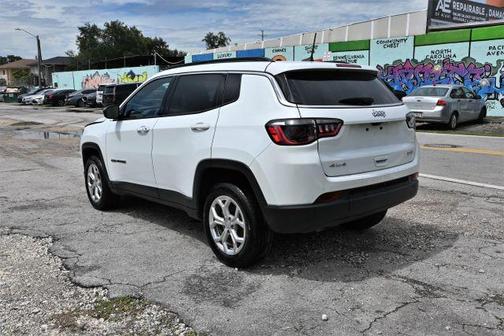 2024 Jeep Compass Latitude