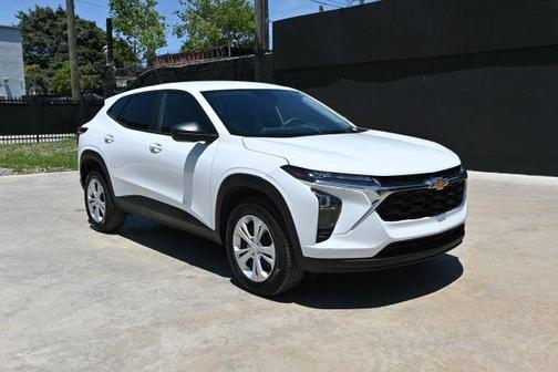 White 2025 Chevrolet Trax LS