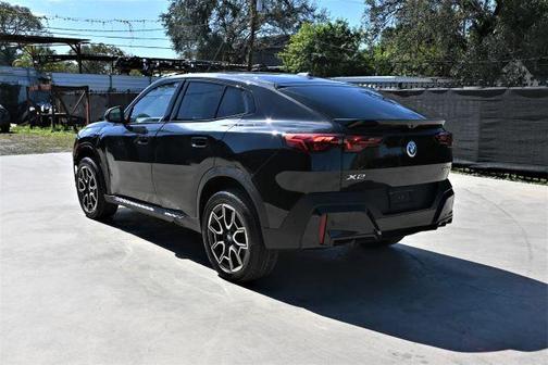 2025 BMW X2 xDrive28i