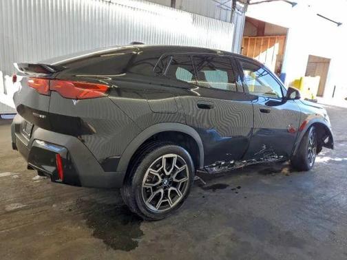 2025 BMW X2 xDrive28i