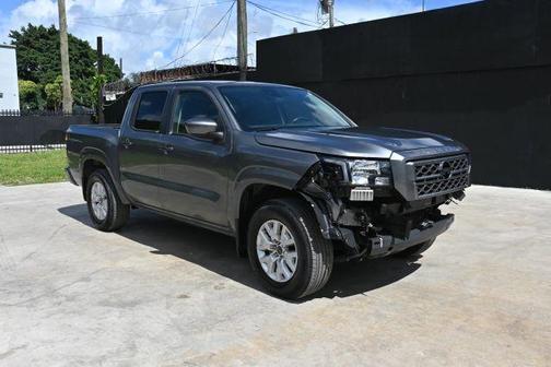 Gun Metallic 2024 Nissan Frontier SV