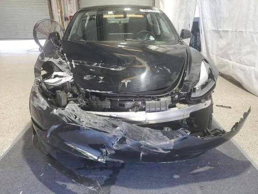 2022 Tesla Model 3 Base