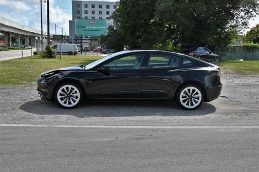 2022 Tesla Model 3 Base