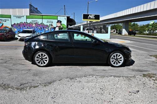 2022 Tesla Model 3 Base