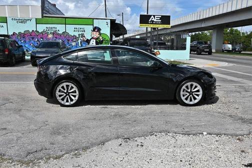 2022 Tesla Model 3 Base