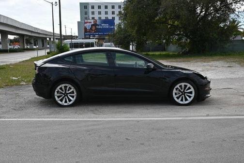 2022 Tesla Model 3 Base