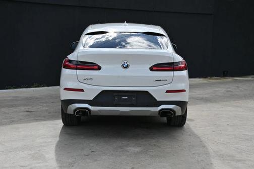 2022 BMW X4 xDrive30i