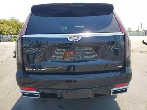 2022 Cadillac Escalade Luxury