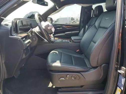 2022 Cadillac Escalade Luxury