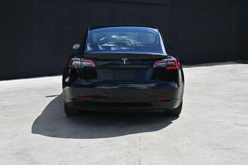 2022 Tesla Model 3 Base