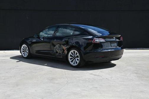 2022 Tesla Model 3 Base