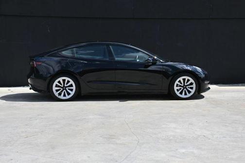 2022 Tesla Model 3 Base