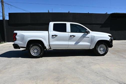 2024 Chevrolet Colorado WT