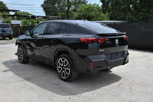 Black 2025 BMW X2 xDrive28i
