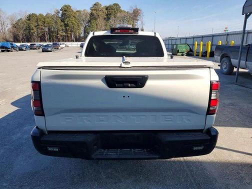 2024 Nissan Frontier S